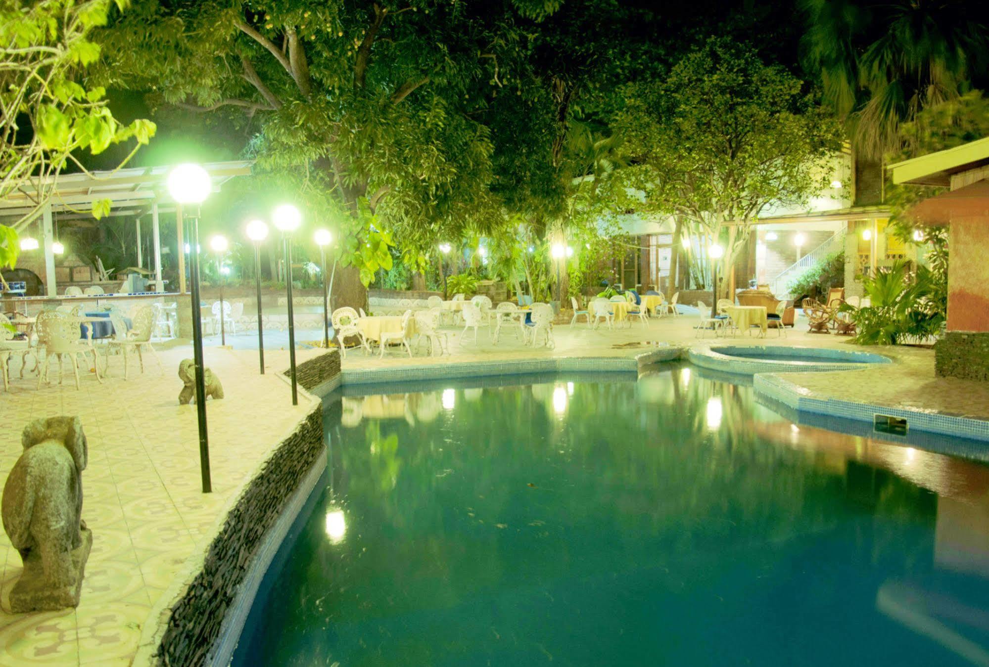 Hotel Restaurante Cesar Managua Eksteriør bilde